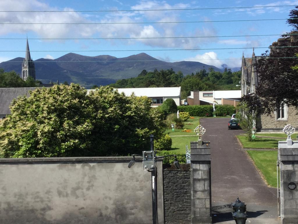 Rathmore House Acomodação com café da manhã Killarney Exterior foto